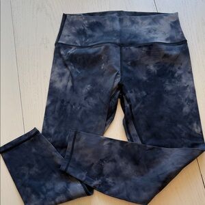 ZYIA Women's Black Tie-Dye Leggings